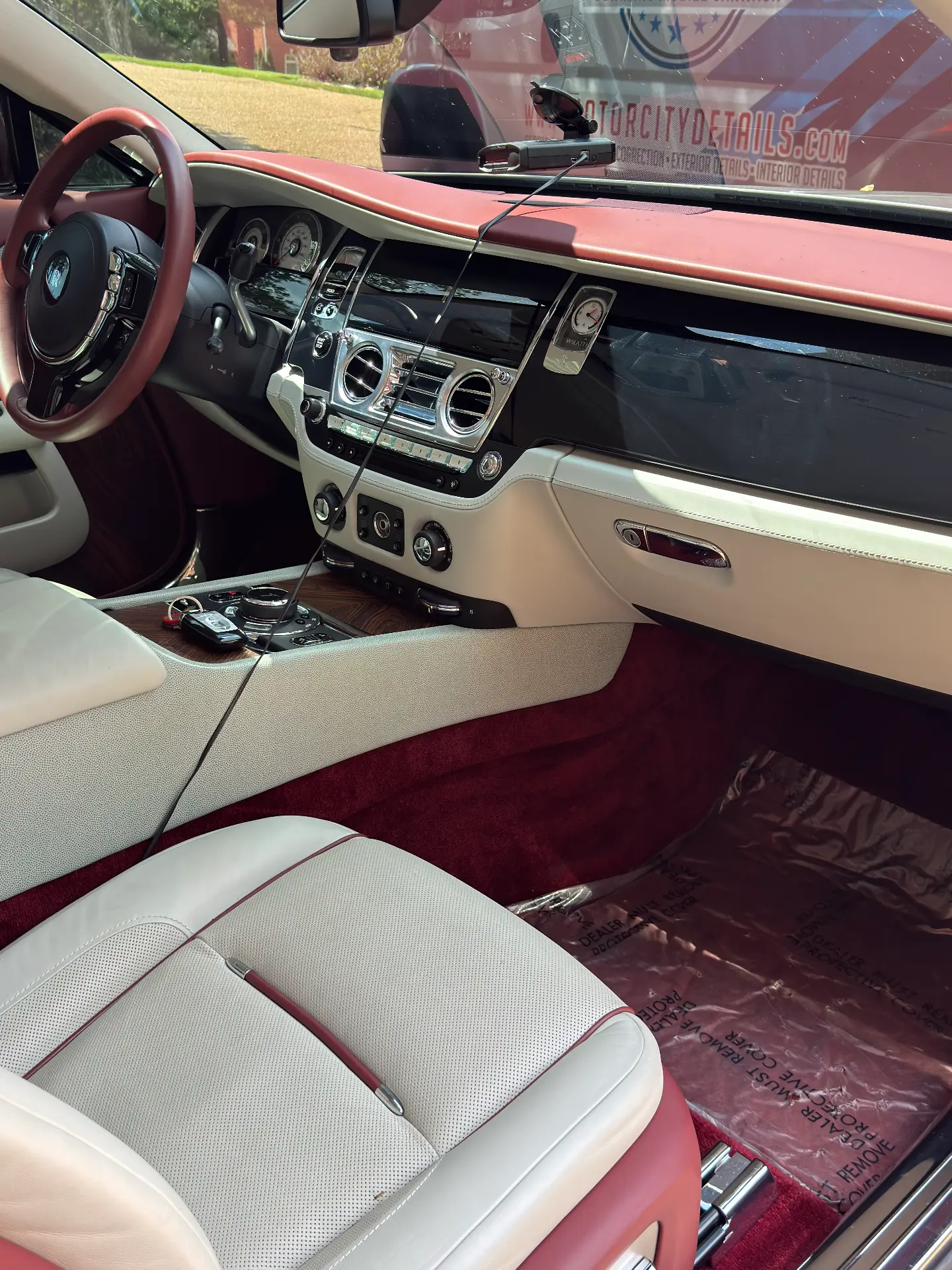 Dash, vents and console cleaned in a Rolls-Royce Wraith interior
